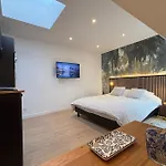 Apartment Modern Comfort & Style